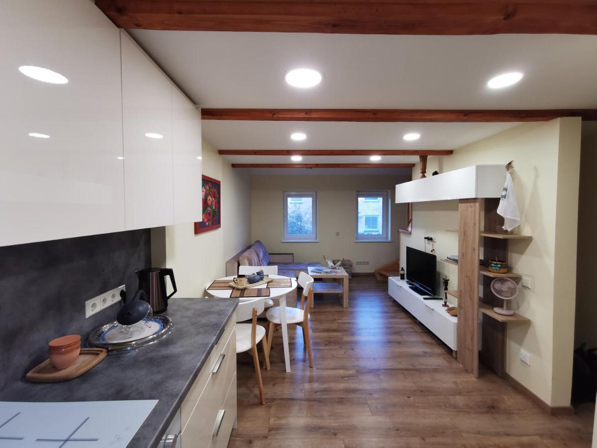 Nostalgija Is Balkono Apartment Nida Luaran gambar