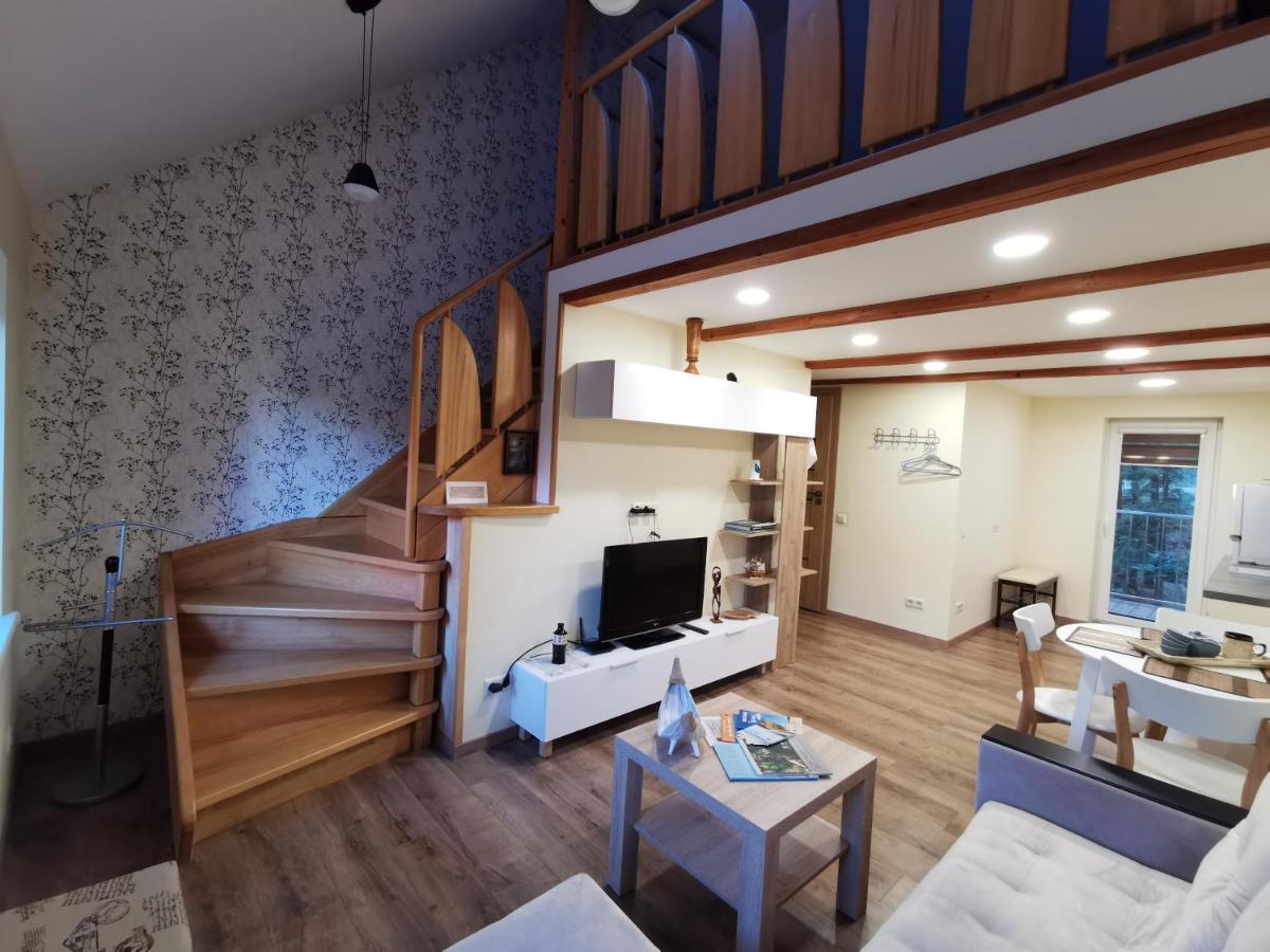 Nostalgija Is Balkono Apartment Nida Luaran gambar
